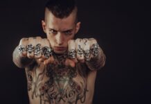 Gdzie lepiej nie robić tatuażu?